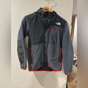 The North Face Boys' Forrest Mixed-Media Full Snap Button Up Jacket Black/Red YL